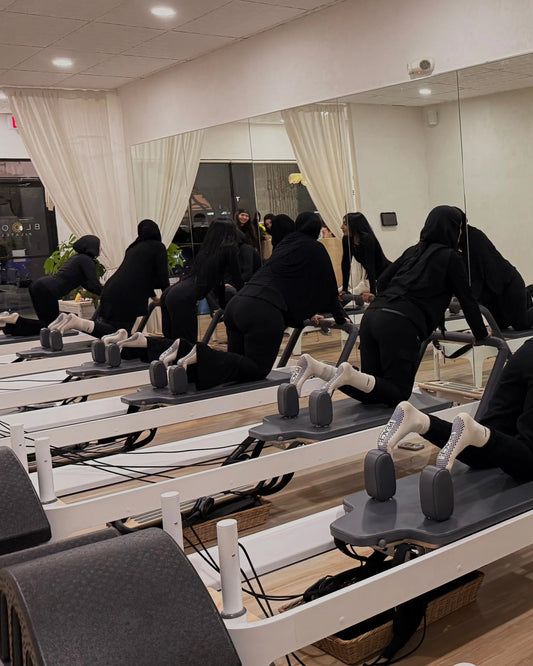 araam girl muslim girl wellness pilates yoga — Pembroke Pines Reformer Pilates (MEMBER ONLY)